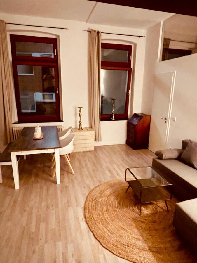 Retro Appartement Im Herzen Von Koeln Deutz ภายนอก รูปภาพ